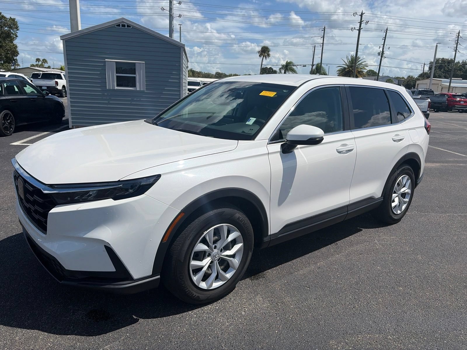 Used 2025 Honda CR-V LX image 3