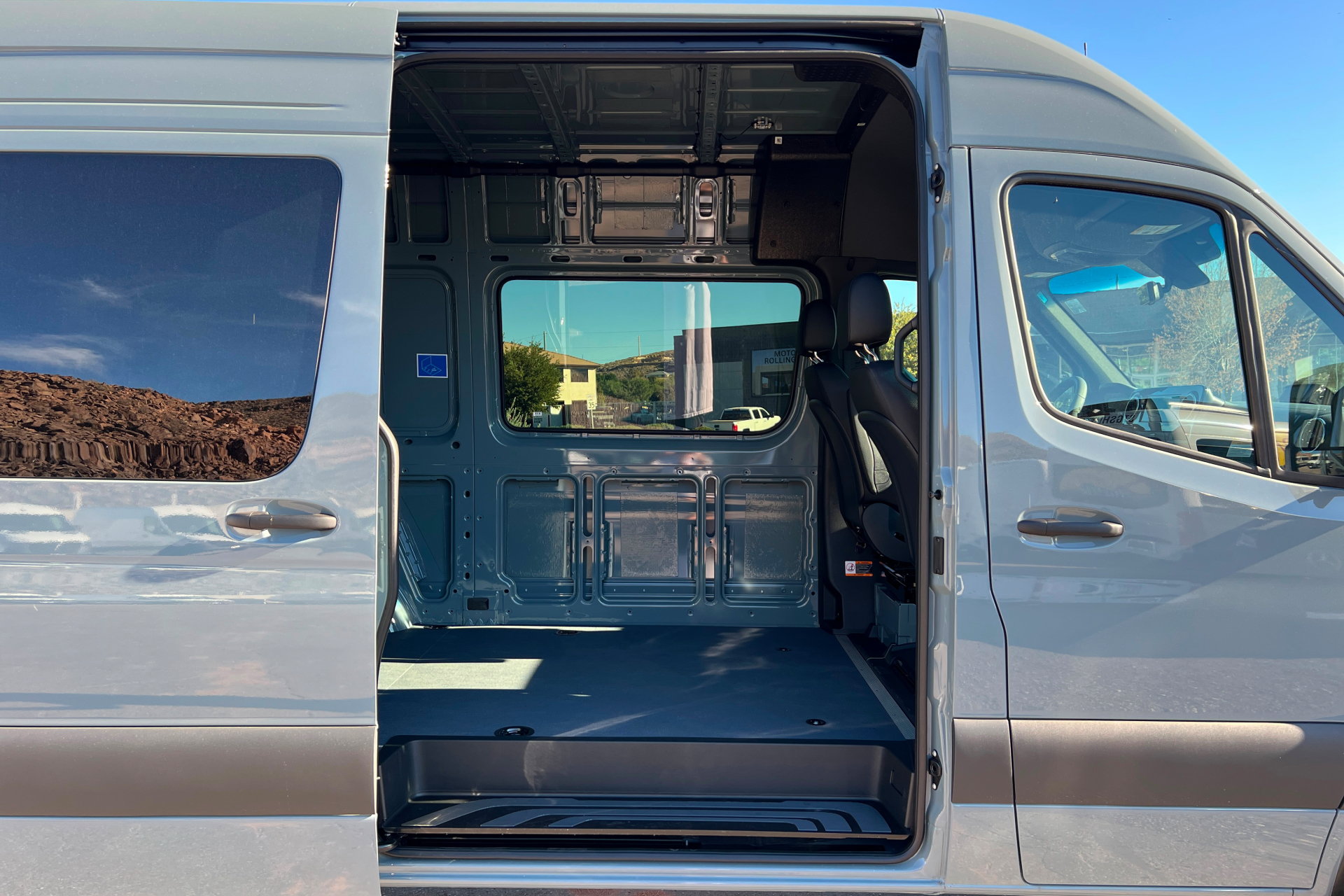 New 2026 Mercedes-Benz Sprinter 2500 image 19