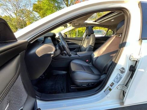 Used 2020 MAZDA MAZDA3 AWD Sedan w/ Premium Package image 14