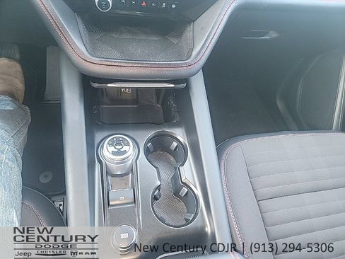 Used 2025 Ford Explorer ST-Line AWD/4WD image 12