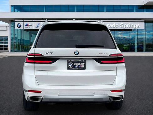 Used 2025 BMW X7 xDrive40i AWD/4WD image 5