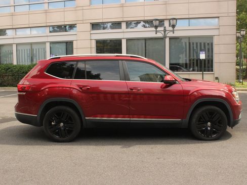 Used 2018 Volkswagen Atlas SEL FWD image 6