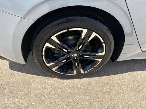 Used 2021 Kia K5 GT-Line AWD/4WD image 28