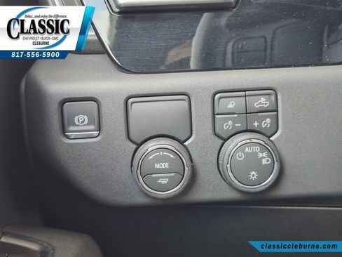 Used 2026 Chevrolet Silverado 1500 LT w/ All Star Edition Plus RWD image 24