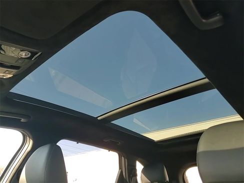 Used 2024 Kia Sorento SX Prestige image 20