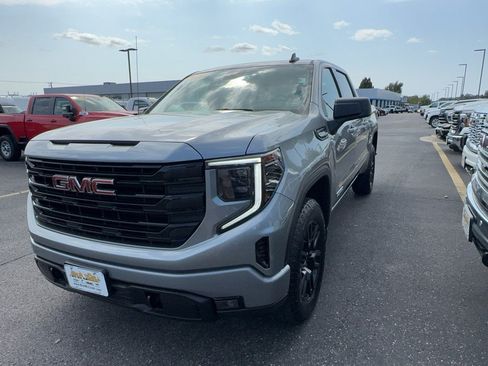 Certified 2025 GMC Sierra 1500 Elevation AWD/4WD image 8
