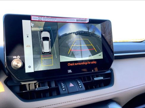 Certified 2025 Toyota RAV4 Limited image 26