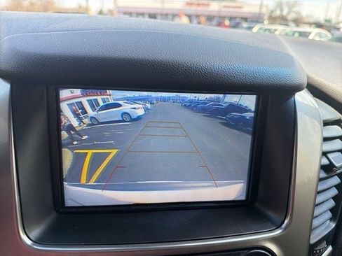 Used 2020 Chevrolet Tahoe Premier w/ Premier Plus Edition image 24