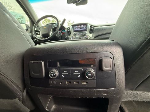 Used 2017 Chevrolet Tahoe LT AWD/4WD image 33