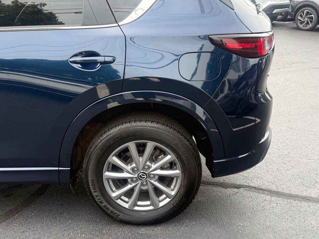 Used 2025 MAZDA CX-5 AWD 2.5 S w/ Select Package image 4