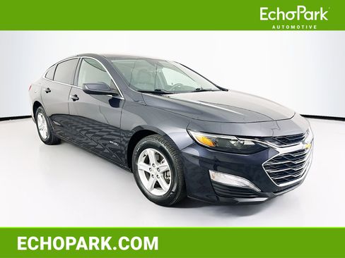 Used 2023 Chevrolet Malibu LT image 1