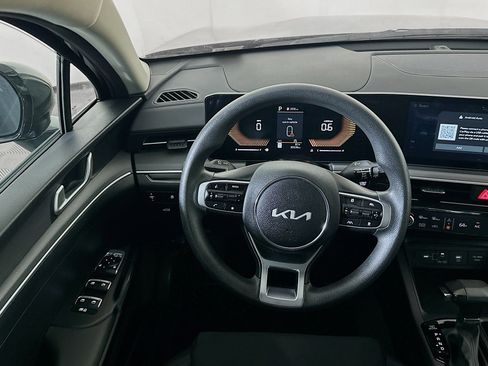 Used 2025 Kia K5 LXS image 18