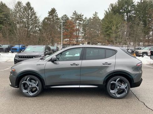 New 2026 Alfa Romeo Tonale w/ Active Assist Package image 2