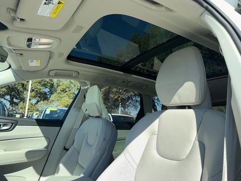 New 2026 Volvo XC60 B5 Ultra w/ Protection Package Premier image 13