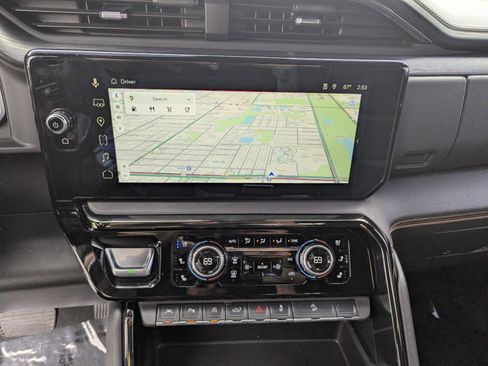 Used 2023 GMC Sierra 1500 AT4 w/ Technology Package image 26