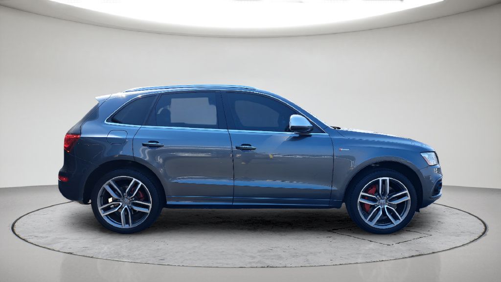 Used 2015 Audi SQ5 Premium Plus w/ Technology Package AWD/4WD image 4