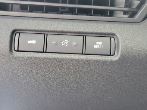 New 2026 Nissan Altima 2.5 SV FWD image 34