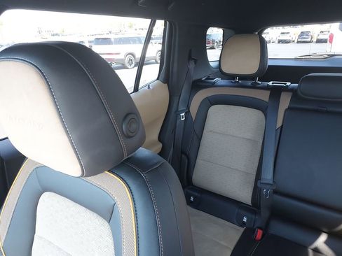 Used 2026 Chevrolet Equinox ACTIV FWD image 12
