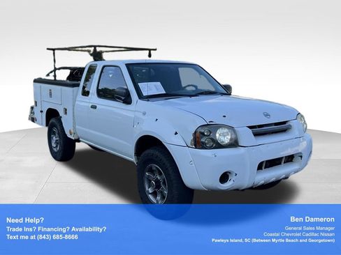 Used 2004 Nissan Frontier XE Desert Runner w/ (VTP) Value Truck Pkg AWD/4WD image 4