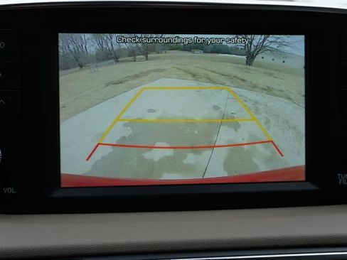 Used 2020 Hyundai Santa Fe SE w/ Cargo Package image 25