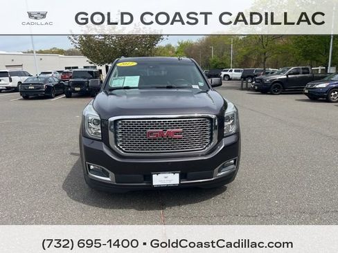 Used 2017 GMC Yukon Denali w/ Open Road Package AWD/4WD image 5