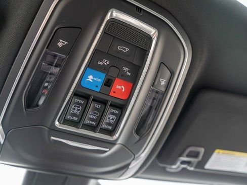 New 2026 Jeep Grand Cherokee L Limited w/ Limited Altitude Package AWD/4WD image 27