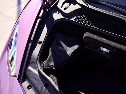 Used 2024 Lamborghini Huracan Sterrato image 12