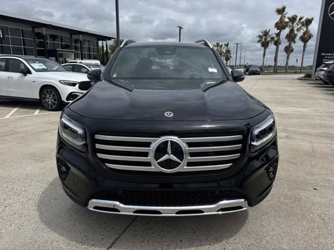 Used 2026 Mercedes-Benz GLB 250 image 2