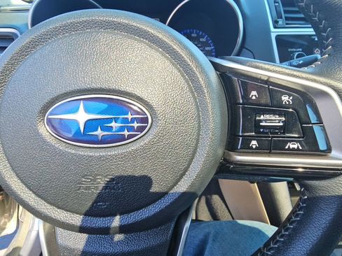 Used 2019 Subaru Outback 2.5i Limited w/ Popular Package #2 AWD/4WD image 12