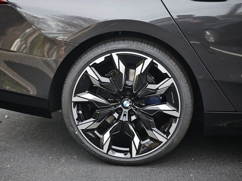 New 2026 BMW 530i w/ M Sport Package image 6