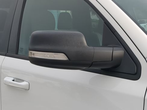 Used 2022 RAM 1500 Big Horn RWD image 10