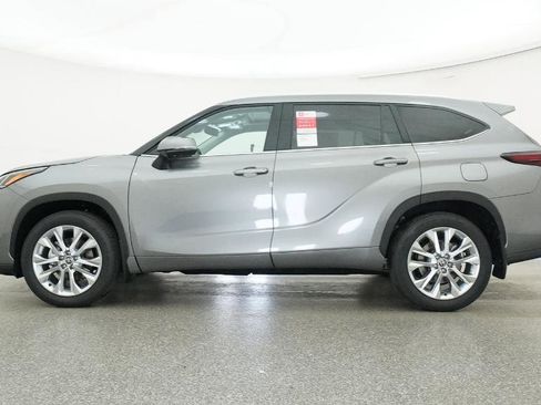 New 2026 Toyota Highlander Limited image 47