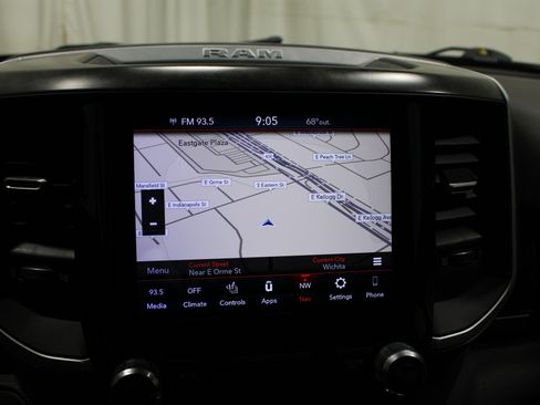 Used 2020 RAM 1500 Lone Star RWD image 16