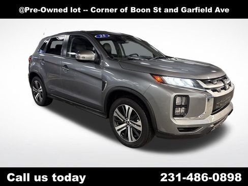 Used 2025 Mitsubishi Outlander Sport SE AWD/4WD image 7