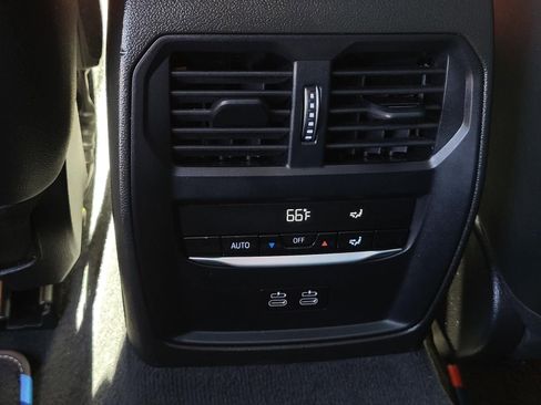 Used 2023 BMW M340i image 14