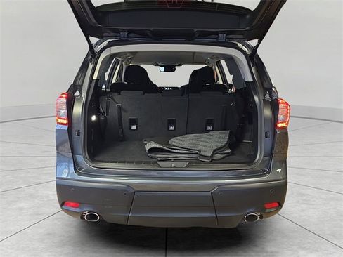 Used 2025 Subaru Ascent Premium image 26