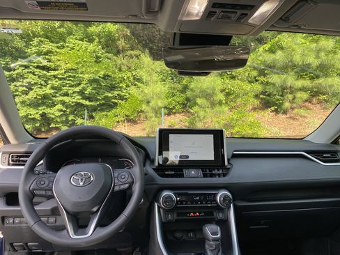 Certified 2025 Toyota RAV4 XLE Premium FWD image 22