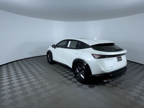 Certified 2024 Nissan Ariya AWD image 7