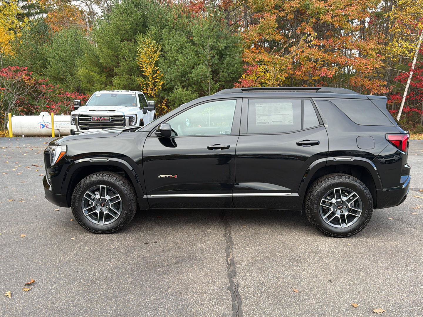 New 2027 GMC Terrain AT4 AWD/4WD image 2