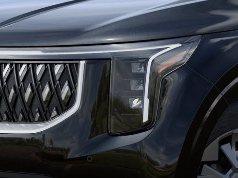 New 2026 Kia Carnival EX FWD image 11