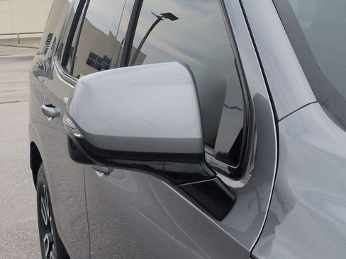 Used 2021 GMC Yukon AT4 w/ AT4 Premium Plus Package AWD/4WD image 13