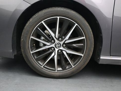 Used 2024 Toyota Camry SE image 12