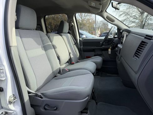 Used 2007 Dodge Ram 1500 Truck SLT image 13