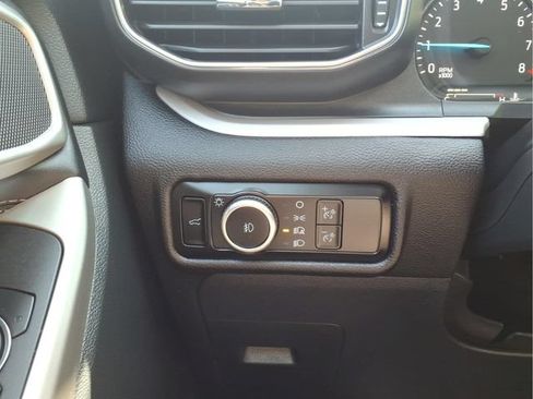 Certified 2023 Ford Explorer XLT w/ Equipment Group 202A AWD/4WD image 15