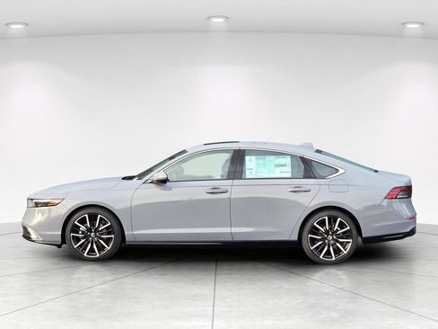 New 2026 Honda Accord Touring image 7