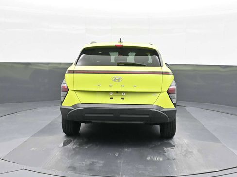 Used 2024 Hyundai Kona SEL w/ Convenience Package image 8