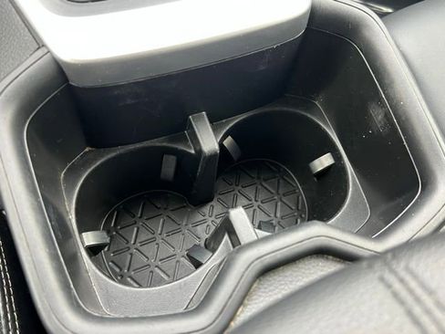 Used 2023 Toyota RAV4 XLE Premium image 38