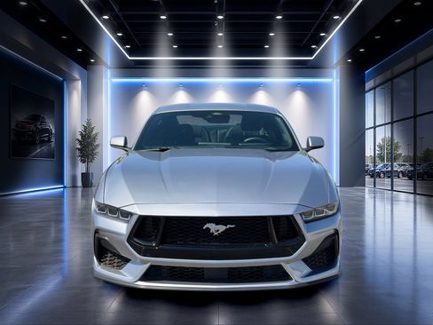 Used 2024 Ford Mustang Coupe RWD image 5