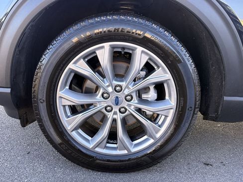 Used 2023 Ford Explorer Limited w/ Equipment Group 301A image 12