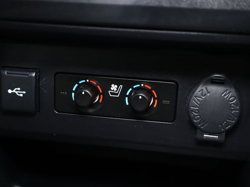 Used 2022 Toyota 4Runner Limited AWD/4WD image 23